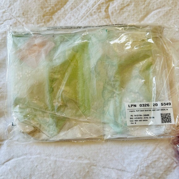 Savage X Fenty Mint Hint Green Puff Daisy Bustier - Picture 7 of 8